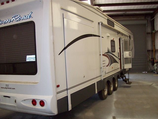 Motor home repairs, RV chassis, frame, alignment, body work , painting, HD truck